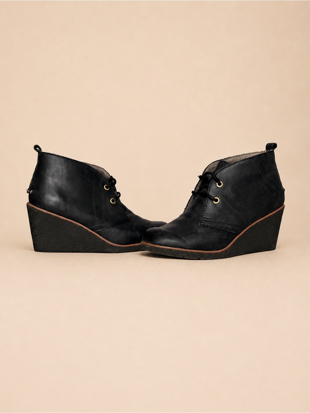 ⚓🖤 Sperry Harlow Black Leather Wedge Chukka Booties • 7.5 - Picture 2 of 5